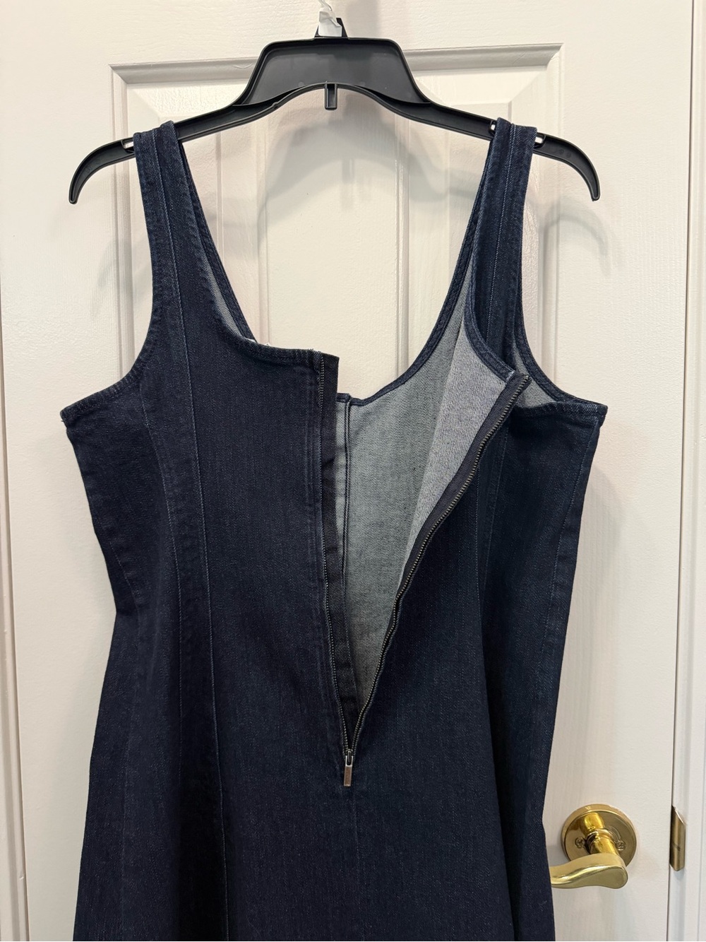 Banana Republic Midi Dress - Picture 7 of 10